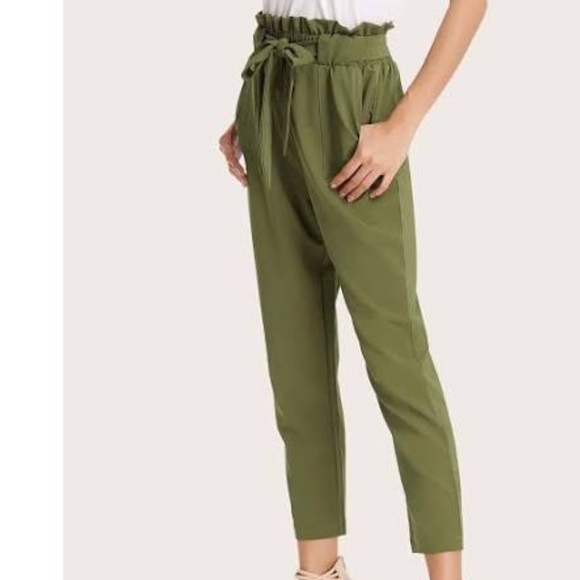 Green Paper bag pants - Picture 2 of 3